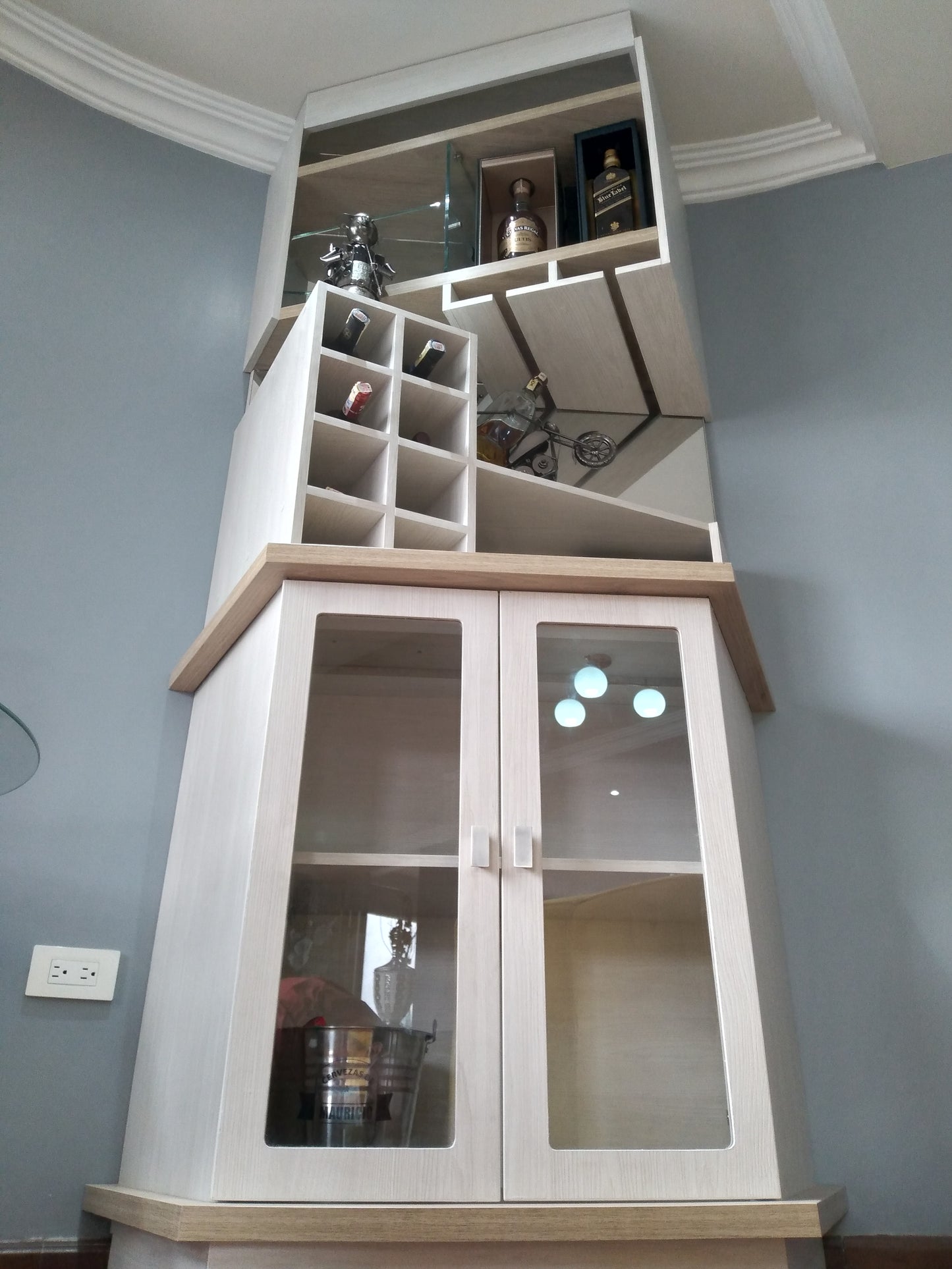 Minibar diagonal