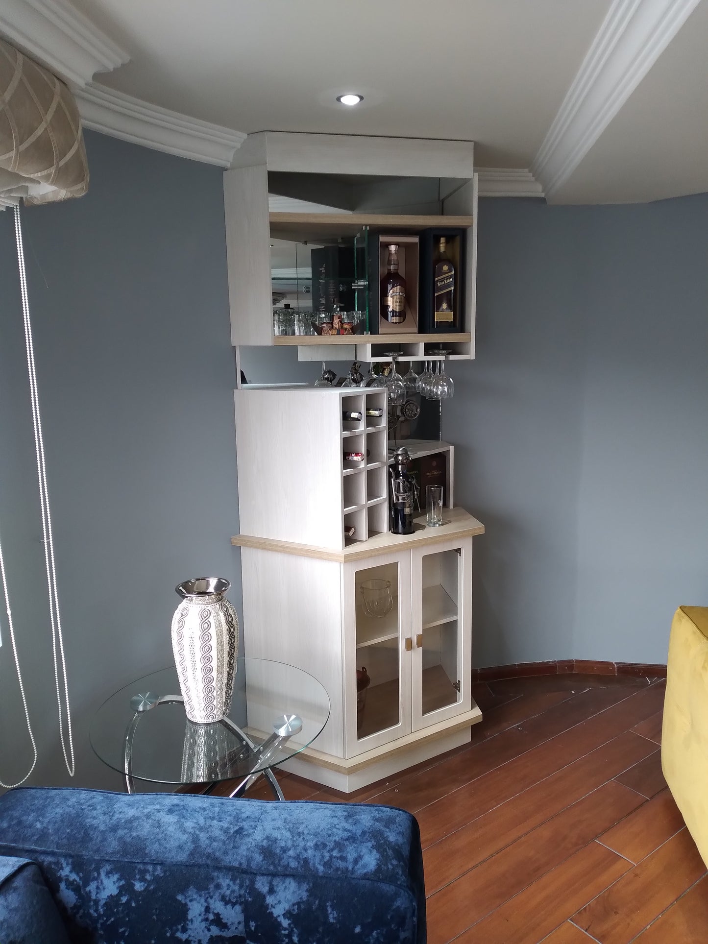 Minibar diagonal