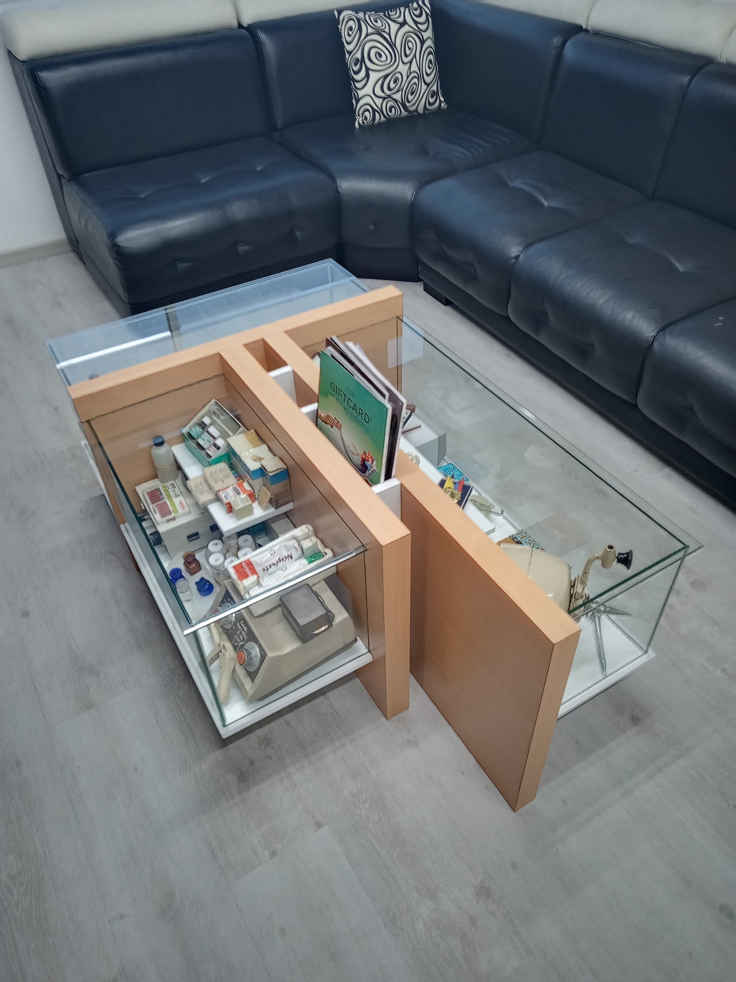 Mesa de centro exhibidor